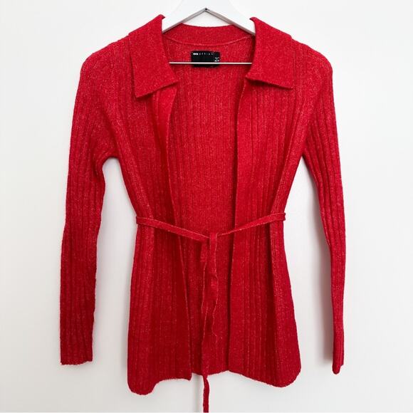 ASOS Design Collared Red Cardigan - Picture 2 of 9